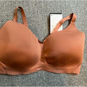NWT::Nike Sports Bra
